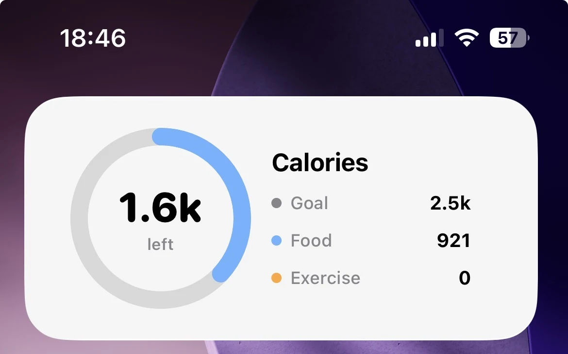 Trainerrr iPhone home screen widget showing calorie goal, food, exercise, and calories remaining